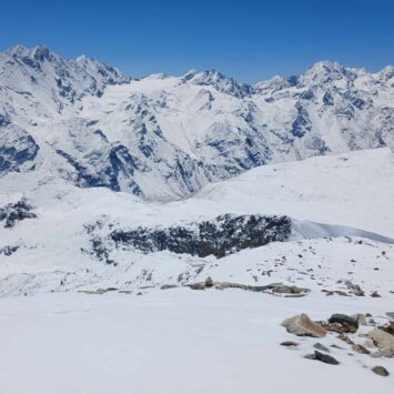 Ganja La Pass Trek